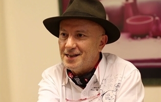 OĞUZHAN AKAY