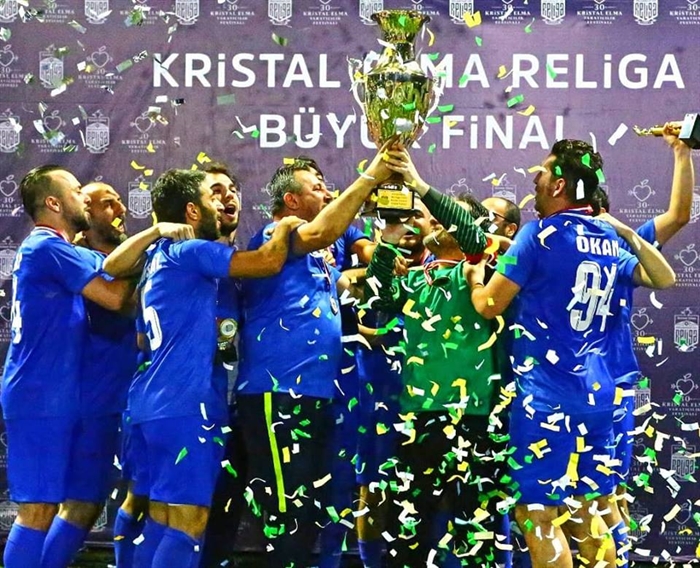 Kristal Elma Religa'da Sezonun Galip Takımı Publicis One Oldu